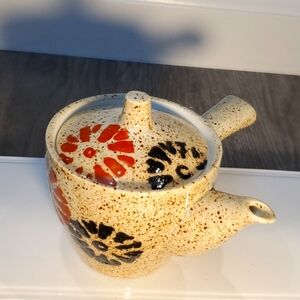🎏 HANDMADE TEA POT